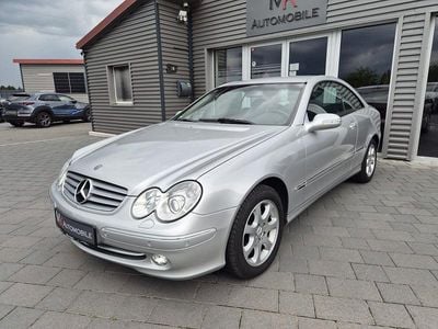 Silber Gebraucht 2004 Mercedes CLK320 Coupé | 12.890 €