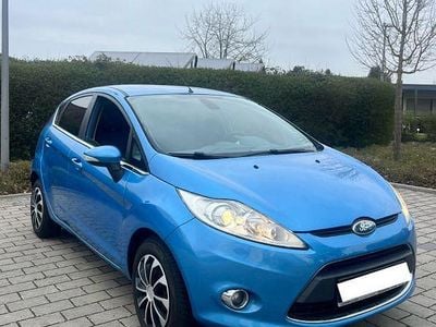 Gebraucht Ford Fiesta Ghia 97 PS (71 kW) 2009 Blau Kleinwagen