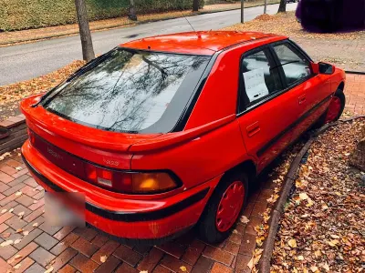 Gebraucht Mazda 323F 88 PS (64 kW) 1992 Rot Coupé