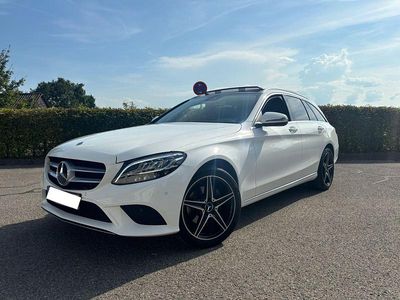 Gebraucht Mercedes C220 194 PS (142 kW) 2019 Weiß Kombi