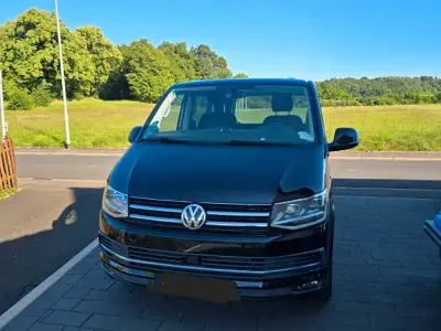 Gebraucht VW Multivan Highline 204 PS (150 kW) 2015 Schwarz Van / Kleinbus