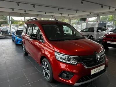 Gebraucht Renault Kangoo 89 kW (122 PS) 2024 Braun Van / Kleinbus