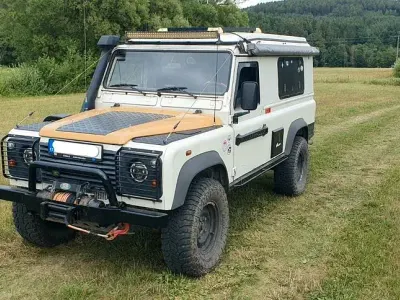 Gebraucht Land Rover Defender 122 PS (89 kW) 2004 Weiß Kombi