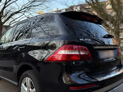 Käytetty Mercedes ML350 258 HP (189 kW) 2013 Musta Katumaasturi
