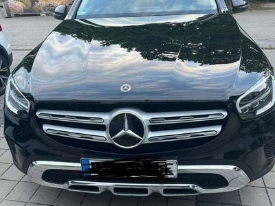 Mercedes GLC300e