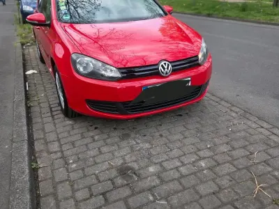 Usata VW Golf VI 105 CV (77 kW) 2011 Rosso Utilitaria