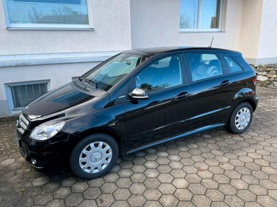 gebraucht Mercedes B180 