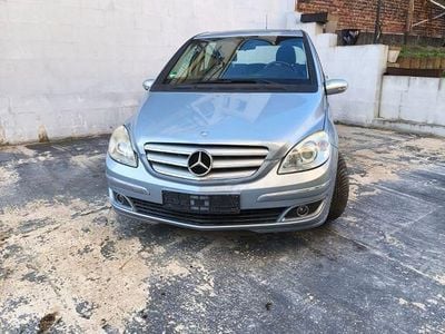 Gebraucht Mercedes B200 193 PS (141 kW) 2005 Blau Van / Kleinbus