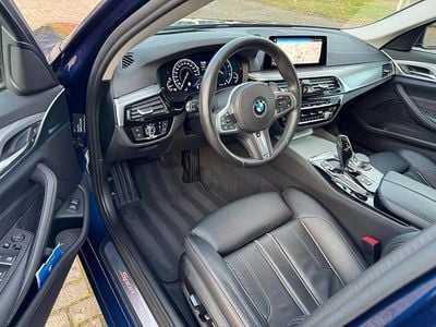 Gebraucht BMW 520 Sport Line 190 PS (139 kW) 2018 Blau Kombi