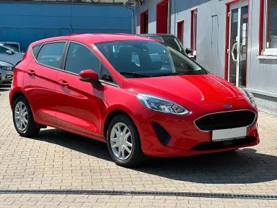 Gebraucht Ford Fiesta 101 PS (74 kW) 2018 Rot Kleinwagen