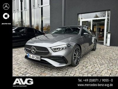 Gebraucht Mercedes A180 Edition 136 PS (100 kW) 2025 Lack mountaingrau Limousine