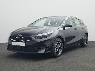 Zilinaschwarz metall Gebraucht 2025 Kia Ceed Kleinwagen | 22.770 € (Guter Preis)