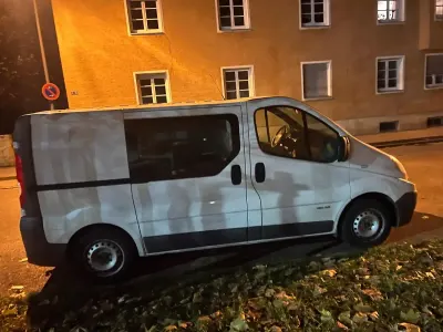 Gebraucht Renault Trafic 114 PS (83 kW) 2010 Weiß Van / Kleinbus