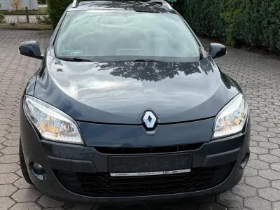 Gebraucht Renault Mégane GrandTour 130 PS (95 kW) 2010 Schwarz Kombi