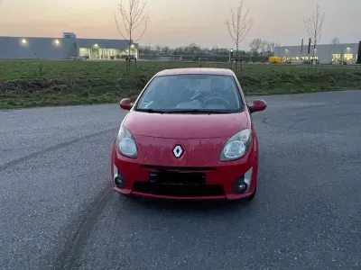 Usata Renault Twingo 76 CV (55 kW) 2009 Rosso Utilitaria