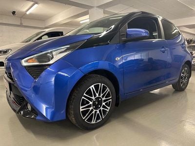 Usata Toyota Aygo X-clusiv 72 CV (52 kW) 2019 Blu Utilitaria