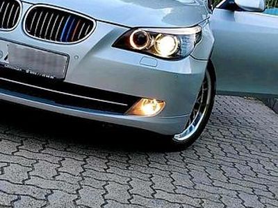 BMW 523