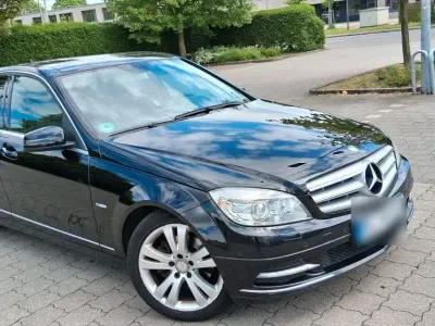 Gebraucht Mercedes C200 184 PS (135 kW) 2010 Schwarz Limousine
