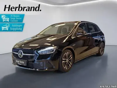 Gebraucht Mercedes B200 Progressive 163 PS (119 kW) 2025 Unilack nachtschwarz Van / Kleinbus