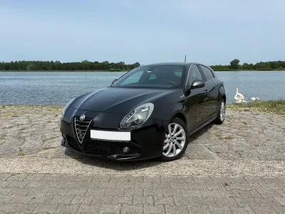 Gebraucht Alfa Romeo Giulietta Quadrifoglio Verde 105 PS (77 kW) 2015 Schwarz Kleinwagen