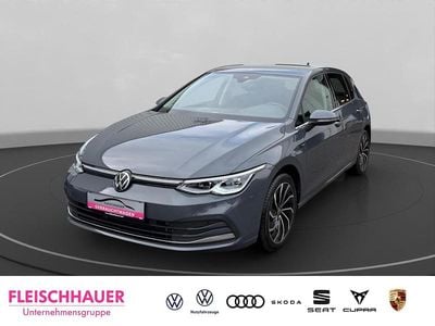 Gebraucht VW Golf VIII Style 150 PS (110 kW) 2024 Grau Limousine