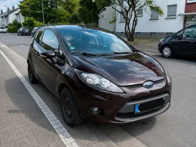 Gebraucht Ford Fiesta 82 PS (60 kW) 2009 Violet Limousine