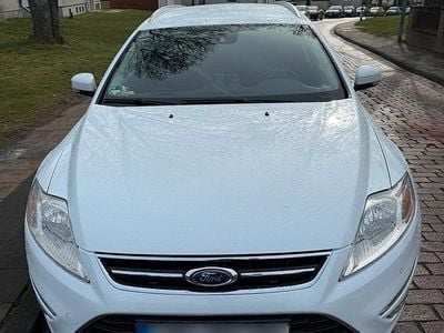 Gebraucht Ford Mondeo 140 PS (102 kW) 2014 Weiß Kombi