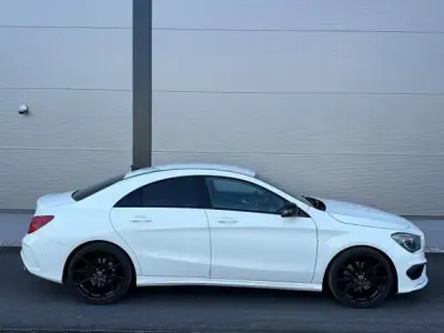 Gebraucht Mercedes CLA250 AMG line 211 PS (155 kW) 2015 Weiß Coupé