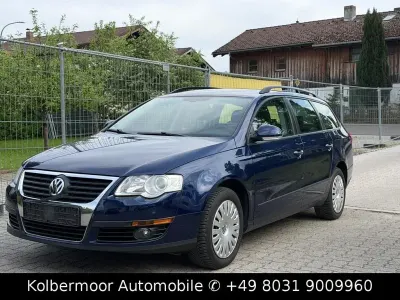 Gebraucht VW Passat Trendline 102 PS (75 kW) 2009 Blau Limousine
