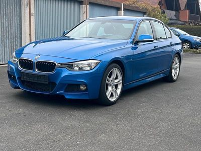 Usata BMW 318 M Sport 136 CV (100 kW) 2017 Blu Berlina