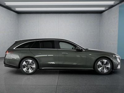Gebraucht Mercedes E300 197 PS (144 kW) 2025 Grau Kombi