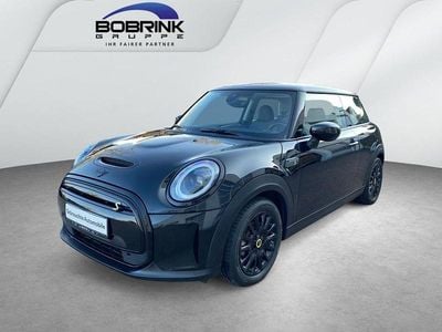 Gebraucht Mini Cooper SE Classic 135 kW (184 PS) 2023 Schwarz Kleinwagen