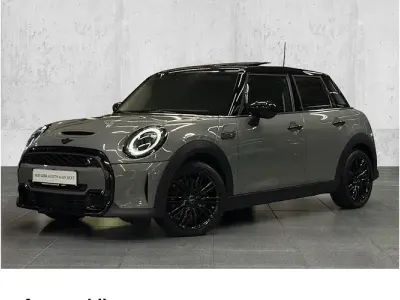 Usata Mini Cooper S Clubman Essential 178 CV (130 kW) 2022 Grigio Station wagon
