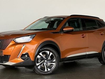 Gebraucht Peugeot e-2008 Allure 100 kW (136 PS) 2020 Orange / fusionorange / metallic SUV