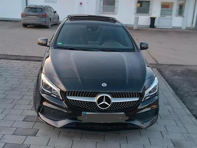 Schwarz Gebraucht 2017 Mercedes CLA180 AMG line Limousine | 22.666 €