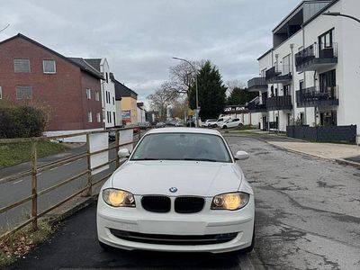 Usata BMW 116 Advantage 122 CV (89 kW) 2009 Bianco Utilitaria
