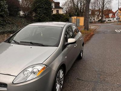 Gebraucht Fiat Bravo 150 PS (110 kW) 2008 Gold Kleinwagen