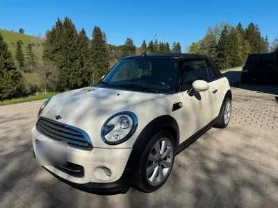 Gebraucht Mini Cooper 122 PS (89 kW) 2013 Weiß Kleinwagen