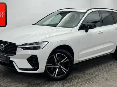 Gebraucht Volvo XC60 R-Design 250 PS (183 kW) 2022 Ice white solid SUV