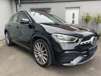 Mercedes GLA220