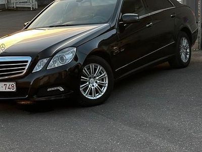 Mercedes E200