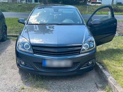 Opel Astra GTC