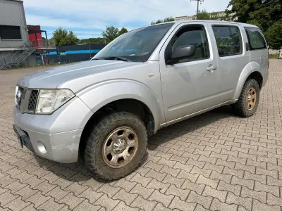Gebraucht Nissan Pathfinder 174 PS (127 kW) 2009 Silber SUV