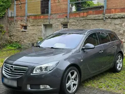 Gebraucht Opel Insignia 160 PS (117 kW) 2010 Grau Kombi