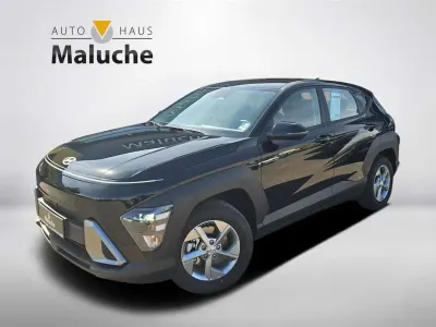 Neu Hyundai Kona Select 129 PS (94 kW) 2025 Abyss black / mic SUV