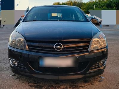 Brugt Opel Astra GTC 200 HK (147 kW) 2005 Sort