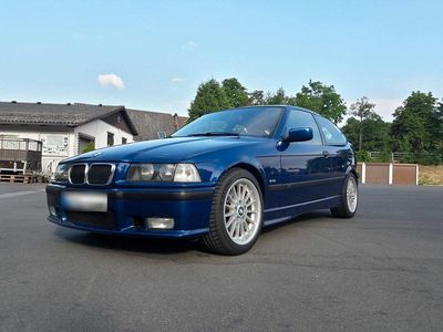 Second-hand BMW 323 M Sport 170 CP (125 kW) 1998 Albastru Berlinǎ
