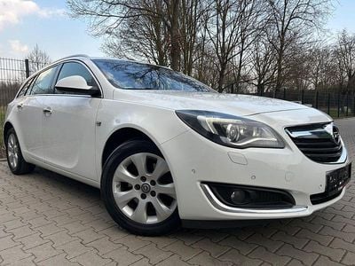 Gebraucht Opel Insignia 163 PS (119 kW) 2015 Weiß Limousine