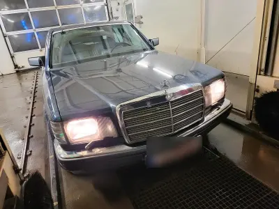 Gebraucht Mercedes 500 SE 250 PS (183 kW) 1986 Blau Limousine
