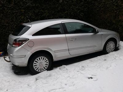 Silber Gebraucht 2005 Opel Astra Kleinwagen | 500 € (Guter Preis)